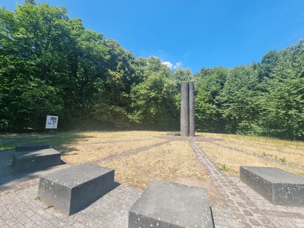 Rittersturzdenkmal
