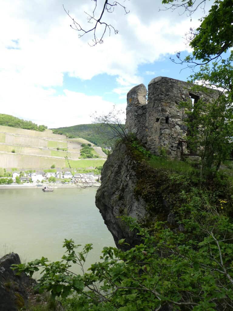 Wachturm nahe Burg Rheinstein am Rheinburgenweg