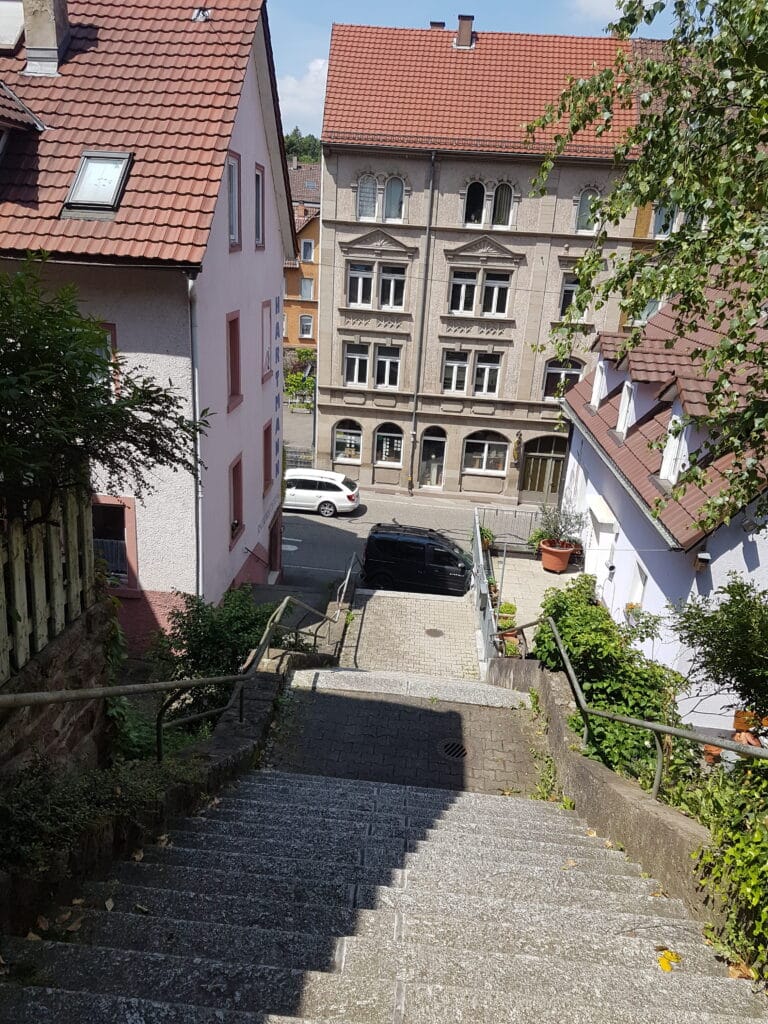 Treppe Westweg Dillweißenstein Schwarzwald